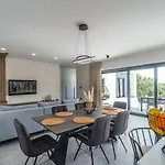 Olea Villa